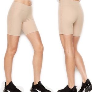 NWOT VS VICTORIA SPORT Oyster Mesh Bike Short